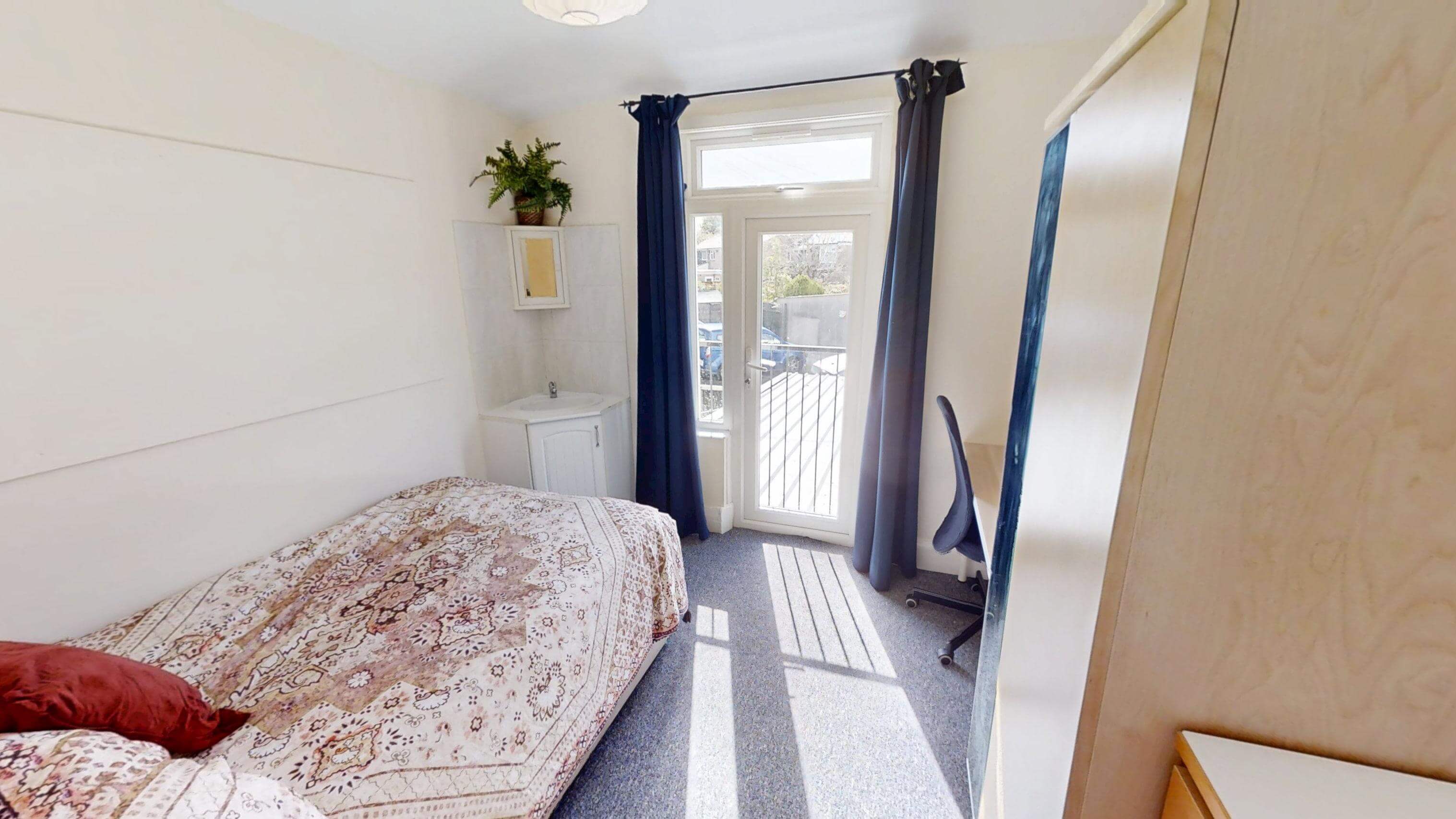 Bedroom 6